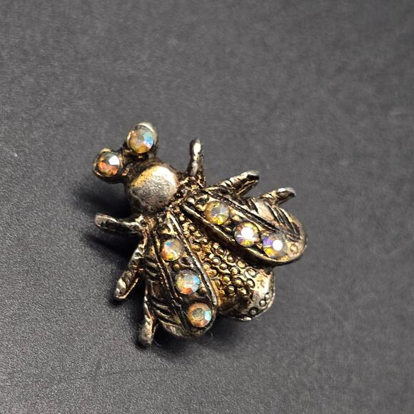 AJC Insect Fly Brooch Bronze Tone Aurora Borealis Rhinestone Vintage Bug Jewelry - Picture 1 of 7
